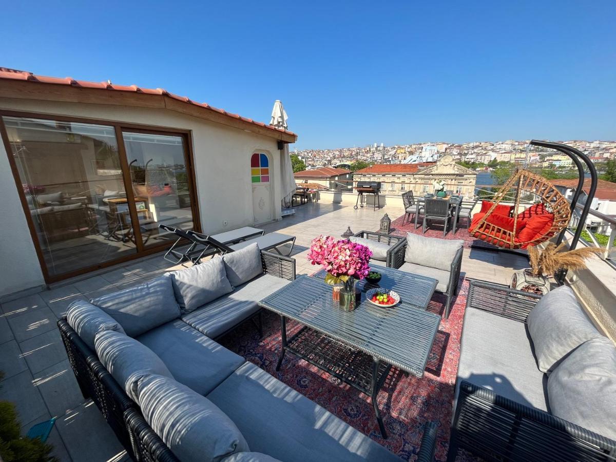 Waterfront Apartment By The Tram - Terrace With Dome & Golden Horn View In Fatih イスタンブール エクステリア 写真